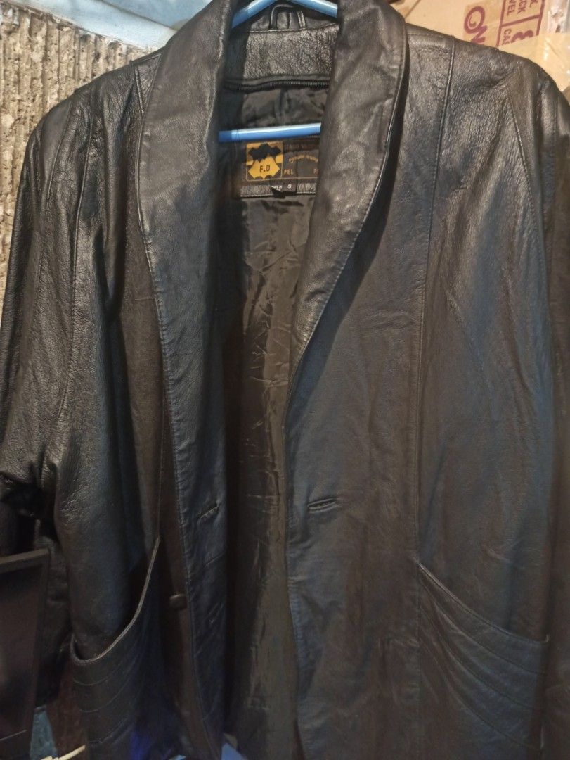 Sergio Vadducci Vintage Genuine leather jacket (Category: Coats, Jackets and Outerwear) located in Muntinlupa City. Submitted by ly.clothes (Listing ID 1455421931, Image 1). Description: .