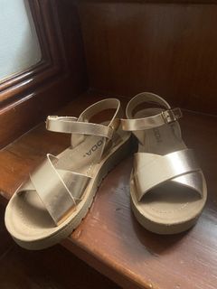 (Category: ) located in . Submitted by vernikas (Listing ID 1455328021, Image 1). Description: .