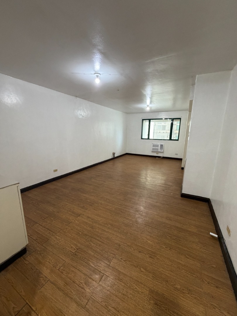 (Category: ) located in . Submitted by Broker5608 (Listing ID 1381108134, Image 1). Description: .