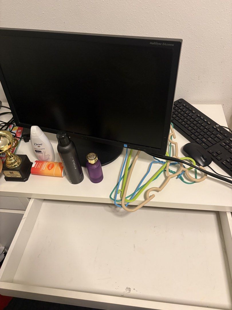 Study Table (Category: Tables & Sets) located in Singapore. Submitted by rsales121009 (Listing ID 1455458993, Image 2). Description: White Study Table Measurements will only be taken upon request. .