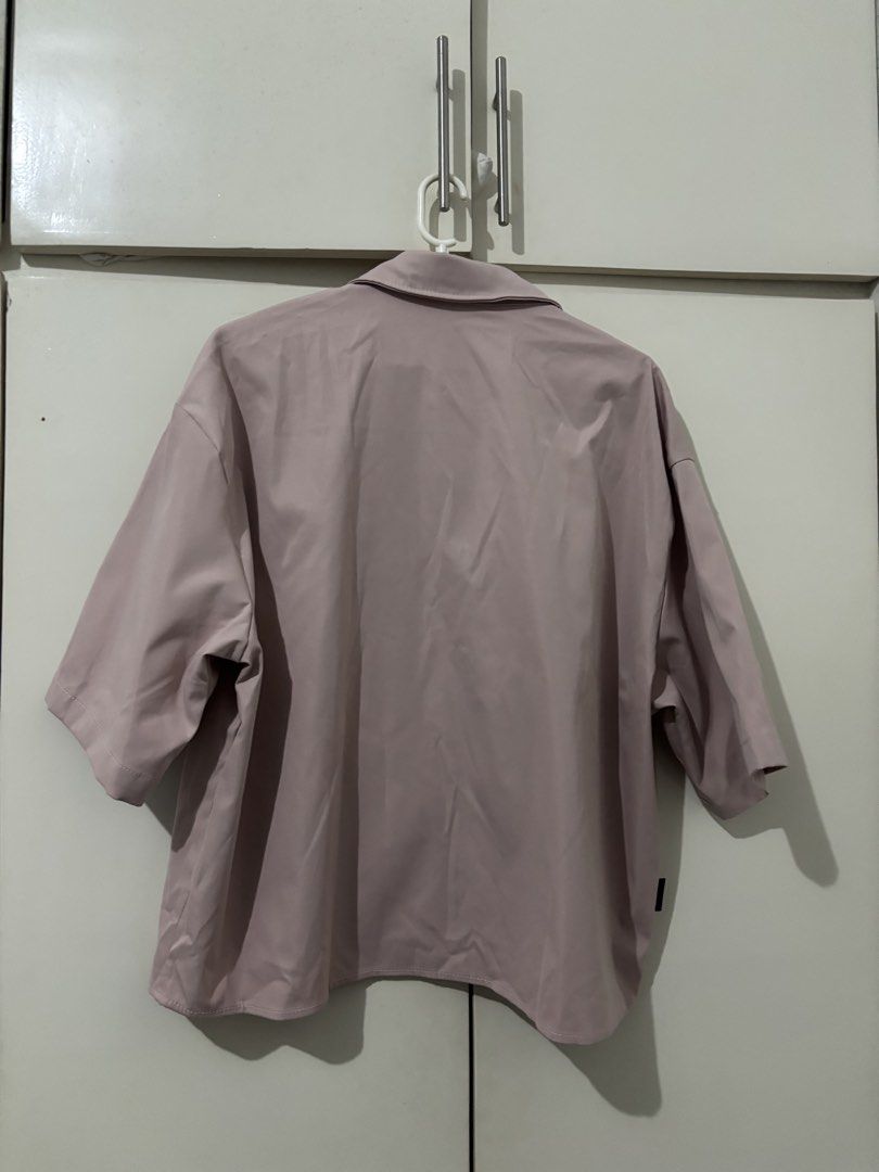 SWAVVY Men Short Sleeve Shirt (Category: Tshirts & Polo Shirts ) located in Manila. Submitted by enventako (Listing ID 1455444149, Image 3). Description: used once, bought it for ₱309 can send additional pics.