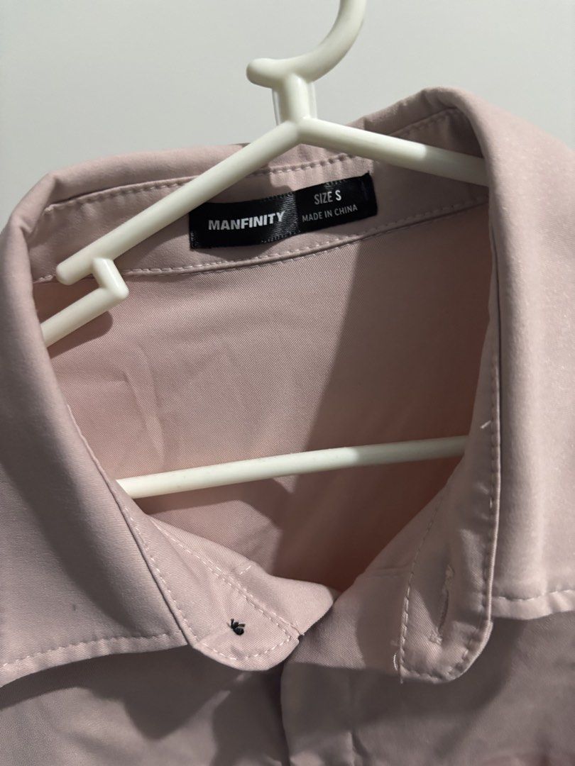 SWAVVY Men Short Sleeve Shirt (Category: Tshirts & Polo Shirts ) located in Manila. Submitted by enventako (Listing ID 1455444149, Image 2). Description: used once, bought it for ₱309 can send additional pics.