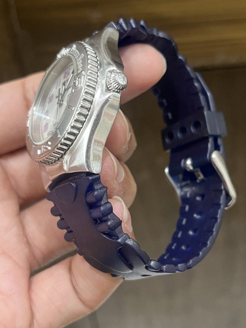 Technomarine Lady AllOriginalSmooth (Category: Women's Watches) located in Manila. Submitted by jeferrer (Listing ID 1455352815, Image 2). Description: For Sale 100% Original No issue Moneyback Warranty Technomarine Mop Dial Very Smooth Gagamitin mo nlang Ship via Lalamove/Lbc/J&T Loc: StaCruz Manila.