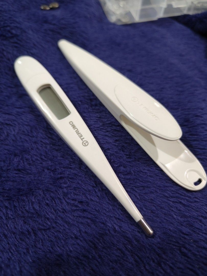 Terumo Digital Thermometer C230 with Case (Category: Health Monitors & Weighing Scales) located in Zamboanga. Submitted by lunavinum (Listing ID 1455388222, Image 1). Description: - Terumo Digital Thermometer (Model C230) - Includes original protective case - Features an easy-to-read display - Provides accurate body temperature measurements - Ideal for quick health checks at home - Battery compartment is easily accessible The Terumo Electronic Th
