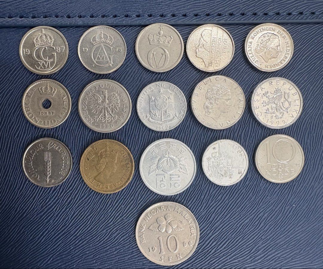 Tiny coins (Category: Currency) located in Port Dickson. Submitted by jeffwang076 (Listing ID 1455372184, Image 2). Description: An assortment of 15 very small coins from around the world. Some are barely there!.