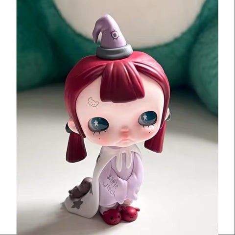 Tiny Tiny Escape (Category: Designer & Blind Box Toys) located in Singapore. Submitted by patricia.kkb (Listing ID 1455465357, Image 1). Description: BNIB.