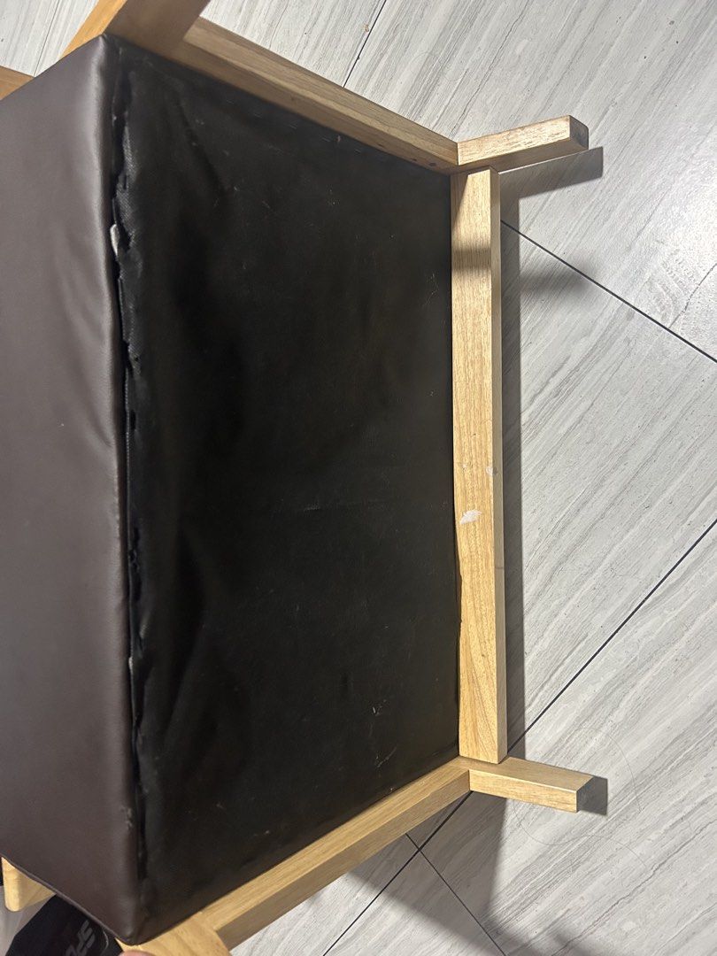 Toddler Kid’s sofa (Category: Sofas) located in Paranaque City. Submitted by allthatclutterph (Listing ID 1455470876, Image 3). Description: Kids/toddler size Size: 55cm x 27cm Height: 44cm RFS: Decluttering.