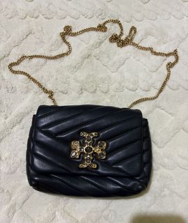 (Category: ) located in . Submitted by closet_jz (Listing ID 1455498948, Image 1). Description: .