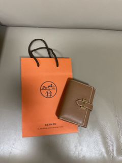 （分類：）位於 。 由 serene.closet 提交（商品編號 1455449253，圖片 1）。簡介： 。