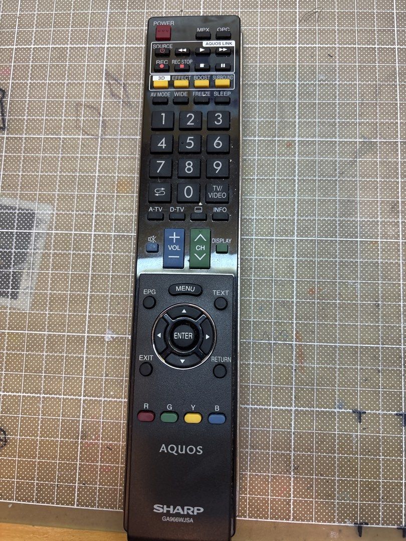 TV controller SHARP （分類：其他）位於 Hong Kong。 由 hayleybyuen 提交（商品編號 1455459463，圖片 1）。簡介： 冇用過，就換電視。