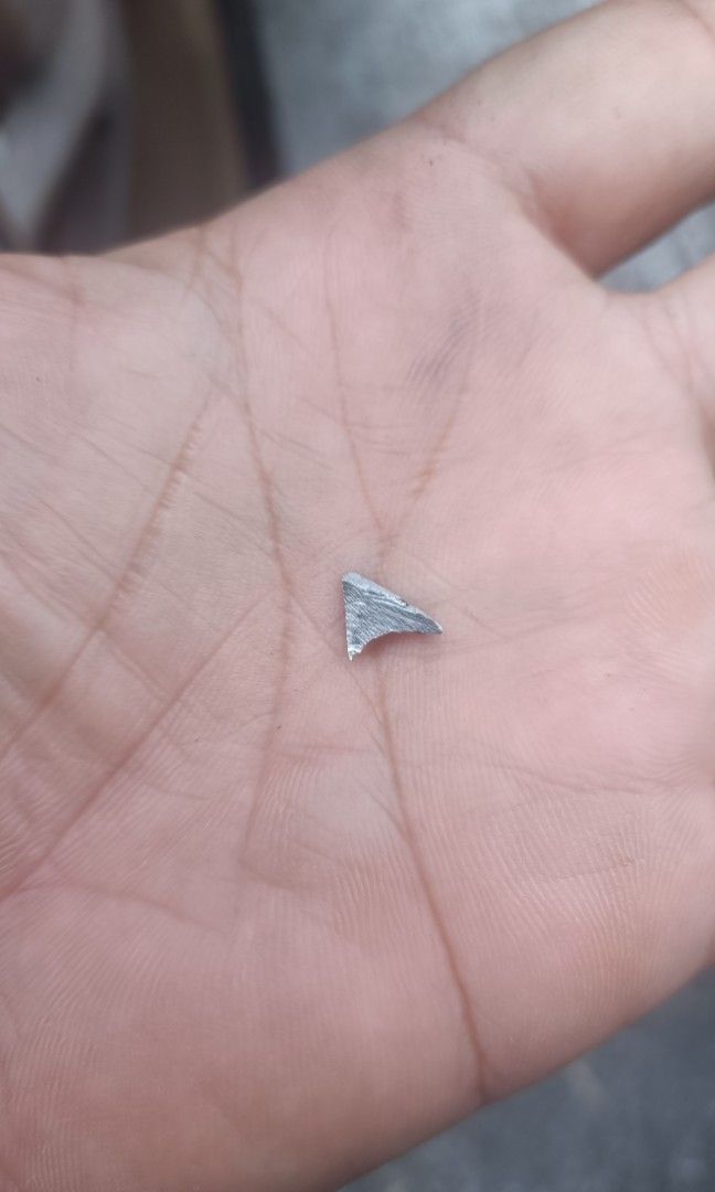 Tyre patch (worming) (Category: Motorcycle Accessories) located in Singapore. Submitted by misterious.ice (Listing ID 1437289691, Image 2). Description: - Tyre patch (worming) service. - Repairs tyre punctures. - Convenient meetups in Singapore. - Contact via WA to arrange..