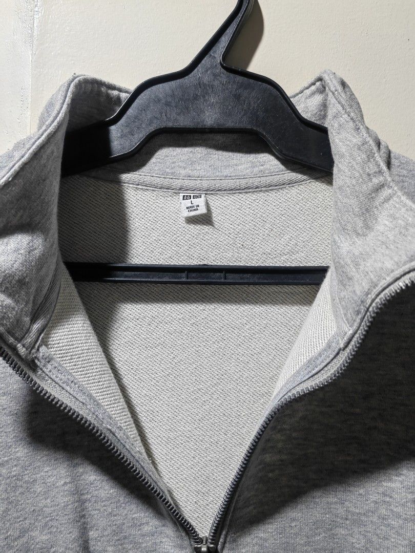 Uniqlo Grey Half Zip Sweatshirt (Category: Coats, Jackets and Outerwear) located in Antipolo. Submitted by fortp (Listing ID 1455494619, Image 2). Description: Uniqlo Half Zip Sweater Size L 1000 nego personal use no issue needs wash but will wash before delivery dm for more pics info ship via jnt or meetup antipolo area.
