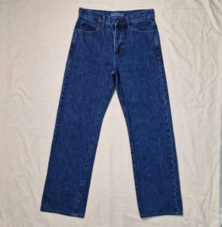 (Category: ) located in . Submitted by nadhiqstore (Listing ID 1455343601, Image 1). Description: .