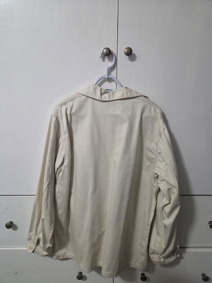 Uniqlo Utility Work Jacket - Large (Category: Coats, Jackets and Outerwear) located in Manila. Submitted by bkki.30 (Listing ID 1455452939, Image 3). Description: FS Uniqlo Utility Jacket - Cream Used once no issues Large 600 QC-Greenfield Ortigas.