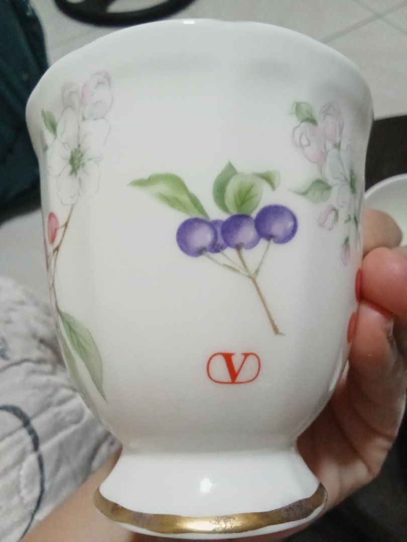 Valentino garavanni footed cup (Category: Coffee & Tea Tableware) located in Santa Rosa. Submitted by vianang (Listing ID 1455404975, Image 1). Description: .
