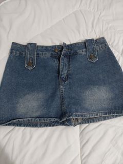 (Category: ) located in . Submitted by shopby.esie (Listing ID 1455404105, Image 1). Description: .