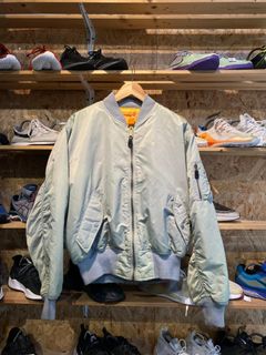 (Category: ) located in . Submitted by thrift5ive (Listing ID 1455431085, Image 1). Description: .