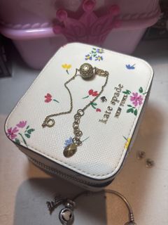 (Category: ) located in . Submitted by peonyprincess (Listing ID 1455460184, Image 1). Description: .