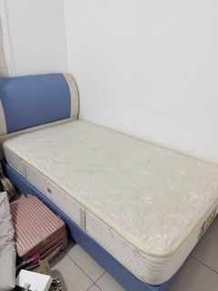 (Category: ) located in . Submitted by farsthrift (Listing ID 1455464506, Image 1). Description: .