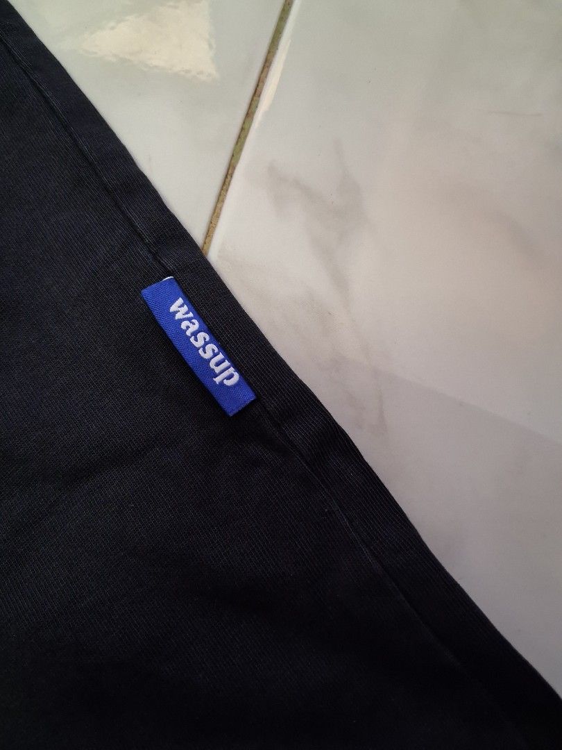 Wassup shirt dated 2015 (Category: Tshirts & Polo Shirts ) located in Giporlos. Submitted by berniee21 (Listing ID 1455379749, Image 3). Description: issue: crackprints and slight sun fade sa neck color rate:8.9/10.