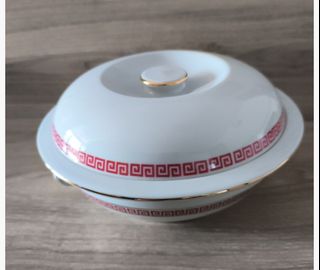 (Category: ) located in . Submitted by shopthislookk (Listing ID 1455464571, Image 1). Description: .