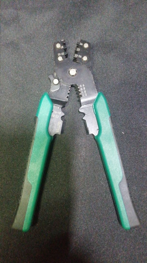 Wire crimping tool (Category: Construction Tools & Equipment) located in Quezon City. Submitted by newwhale.f1c027 (Listing ID 1455324603, Image 1). Description: P100 Wire crimping tool pick up Lagro fairview Q.C. or via delivery lalamove rider po. Delivery fee sagot po ni buyer... Fb page BSA online store call 092zero8114159 .