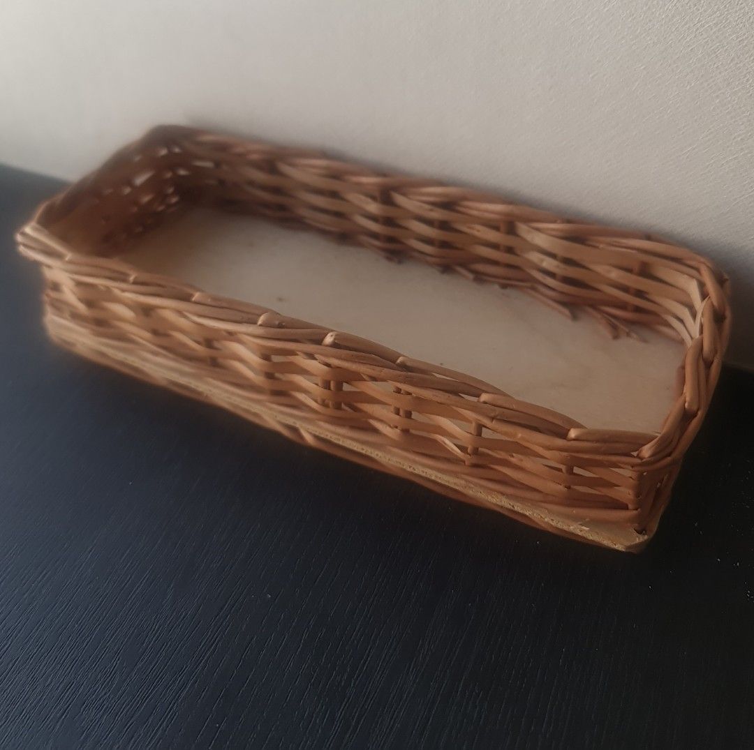 Woven Rectangular Basket (Category: Storage Boxes & Baskets) located in Singapore. Submitted by sc02980 (Listing ID 1455417348, Image 2). Description: - Light wood base inside - Ideal for organizing small items (desk, shelf) - Can be used as a decorative piece.