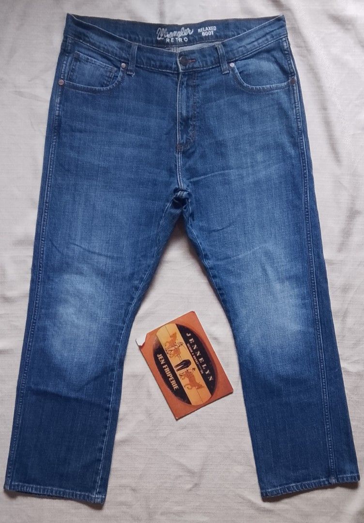 WTANGLER RETRO RELAXED BOOTCUT (Category: Jeans) located in Calbayog City. Submitted by jen1027 (Listing ID 1455329736, Image 2). Description: Ptpa🙏WRANGLER RETRO RELAXED BOOTCUT FOR MEN Actual Dimes: Waistline -36 Length-40.5 Hem-8.8 Excellent Condition makapal Issue Washtag lang Price:750 + Sf ⛔ Payment First ⛔Mop-Gcash ⛔Location:Calbayog City Samar ⛔pm.