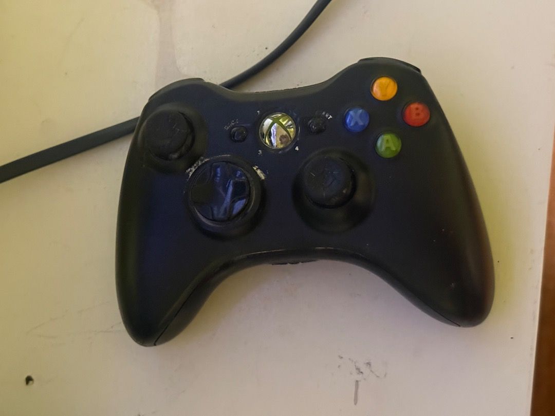 Xbox 360 console & Games (Category: Xbox) located in Caloocan City. Submitted by diorommatilac (Listing ID 1455330259, Image 2). Description: XBOX 360 ORIGINAL GAMES FOR SALE 🎮 Minecraft Xbox 360 Edition — ₱850 🎮 GTA IV -₱500 🎮 GTA San Andreas — ₱750 🎮 Tekken Tag Tournament 2 — ₱650 🎮 Ultimate Marvel vs. Capcom 3 — ₱650 🎮 Halo: Combat Evolved Anniversary — ₱575 🎮 Call of Duty: Black Ops — ₱400 🎮 Need for Speed Rivals — ₱375 🎮 Call of Dut