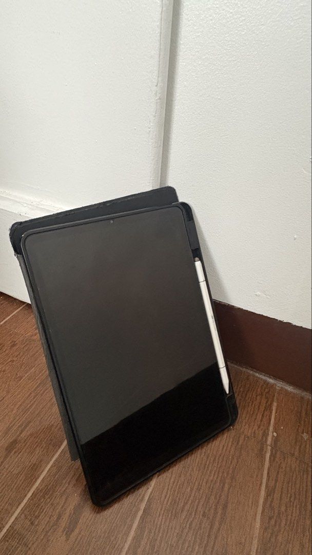 Xiaomi Pad 5 with Freebies 🖊️⌨️ (Category: Android) located in Manila. Submitted by ggez.101 (Listing ID 1455366673, Image 1). Description: Xiaomi Pad 5 (6GB RAM + 256GB Storage, Cosmic Gray) RFS: Will not use it anymore I’ll include the following as freebies: (1) MyConcept 2-in-1 stylus pen (barely used) (2) Foldable Bluetooth portable keyboard (barely used, bought earlier this year) .