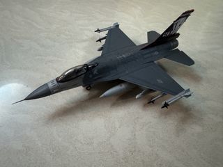 （分類：）位於 。 由 barcnn 提交（商品編號 1455512060，圖片 1）。簡介： 。
