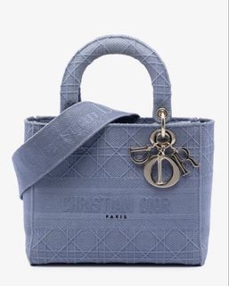 (Category: ) located in . Submitted by shopaholic1301 (Listing ID 1455640348, Image 1). Description: .