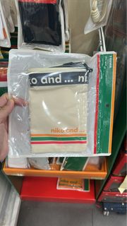 （分類：）位於 。 由 bobovl 提交（商品編號 1455666285，圖片 1）。簡介： 。