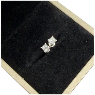 (Category: ) located in . Submitted by tm_tp_cashconverters (Listing ID 1455572302, Image 1). Description: .