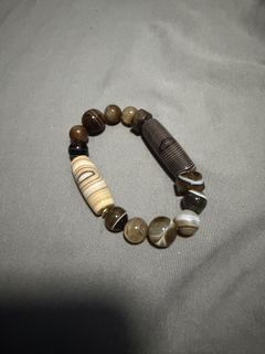(Category: ) located in . Submitted by collectiblescart (Listing ID 1455646413, Image 1). Description: .