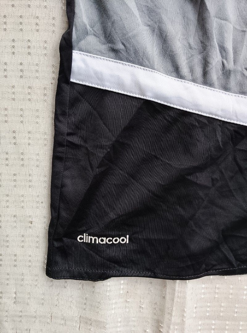Adidas Force Soccer Jersey ClimaCool Size L (Category: Activewear) located in Tayum. Submitted by purephoenix.0f7166 (Listing ID 1455567183, Image 3). Description: - Black Adidas soccer jersey - 21" x 29" dimension - Grey paneling detail - Adidas stripes on sleeves - Force logo on chest - ClimaCool technology for enhanced breathability - Size: Large (L) - Made in India.