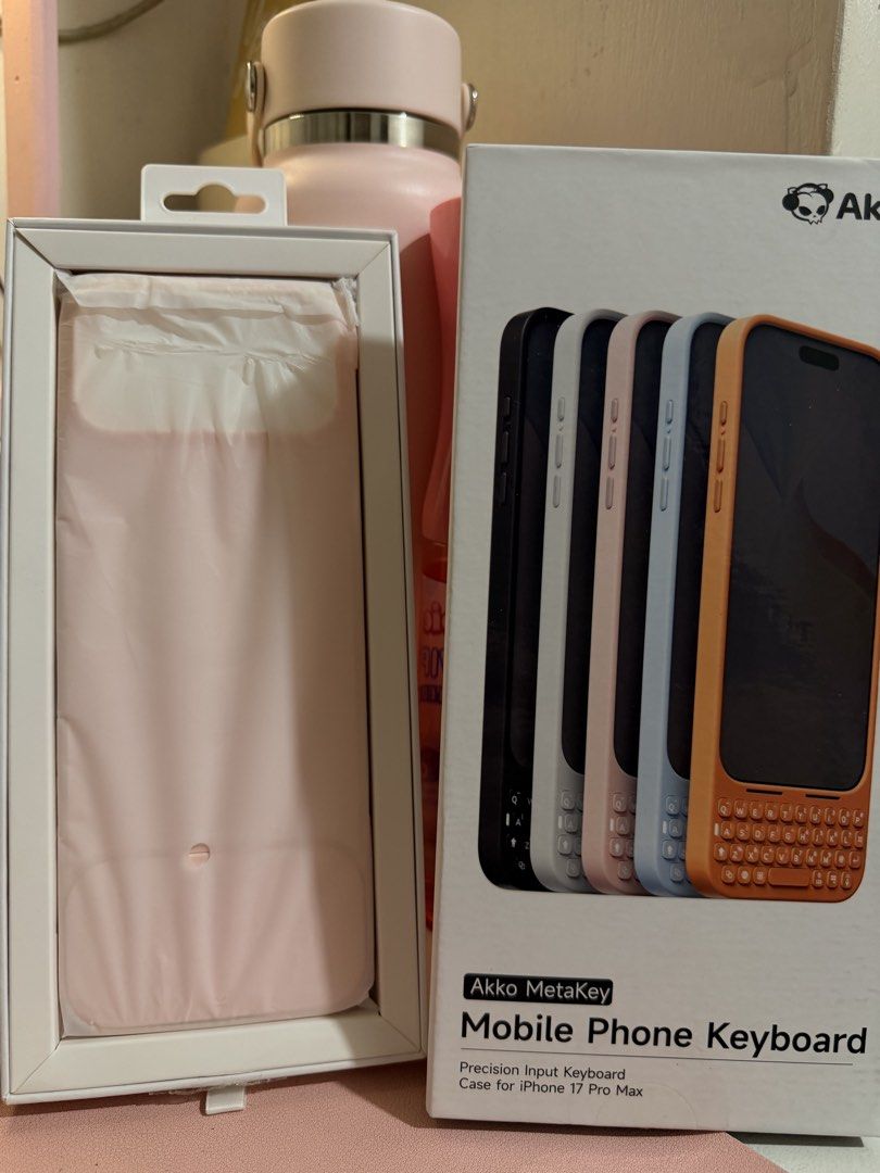 AKKO keyboard case iphone 17 pro max (Category: Cases & Sleeves) located in Taguig. Submitted by marshmy (Listing ID 1455654605, Image 2). Description: .