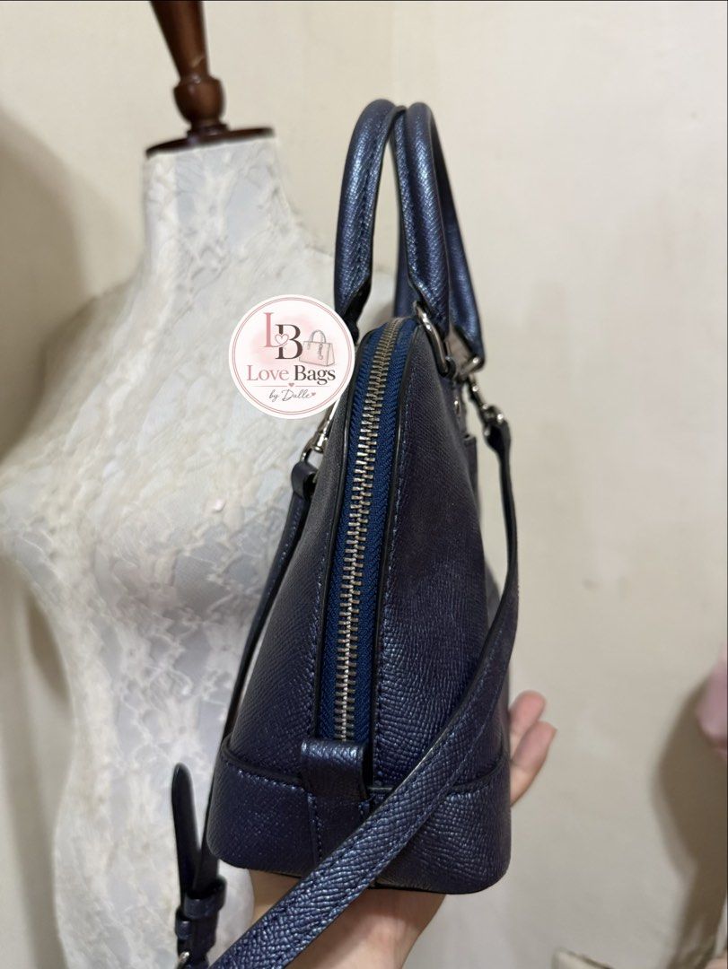 Alma Coach Mini Sierra Satchel (Category: Luxury Bags & Wallets) located in Manila. Submitted by lovebagsbydalle (Listing ID 1455629740, Image 3). Description: Negotiable.