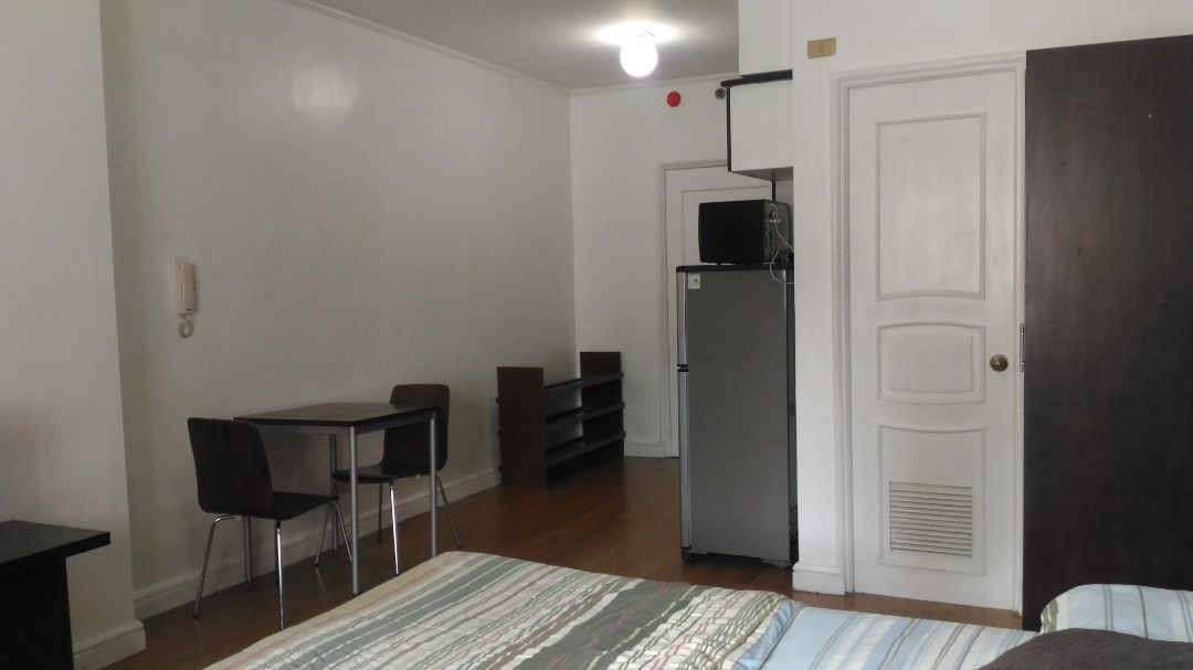 Alpha Salcedo Studio-type for RENT (Category: Apartments & Condos) located in Makati City. Submitted by lemontreerealestateinc. (Listing ID 1455576204, Image 2). Description: FOR RENT ALPHA SALCEDO Salcedo Village, Makati City Furnished studio-type condominium unit for rent at Alpha Salcedo with a 31 sqm floor area. This Furnished condo in Salcedo Village offers a comfortable and convenient lifestyle in a prime location near offices, shopping mal