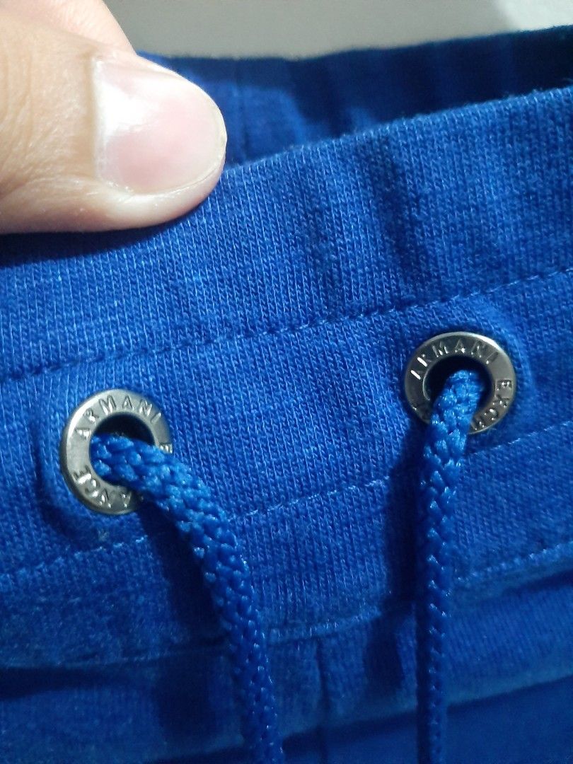 Armani Exchange Active Wear Pants (Womens) (Category: Activewear) located in Cavite. Submitted by dimesandthreadsph (Listing ID 1455660177, Image 3). Description: Take Note: Hindi ito pure cotton. 55% Cotton. 30% Polyester. 15% Viscose. Bagong bago pa ito. 9 over 10 condition. Armani Exchange Active Wear Pants (Womens) Price: 150ph Size: S (XS on tag) Length: 36 Waistline: 26 - 30 Color Rate: 9/10 Excellent condition. No issue. No downpayment, no