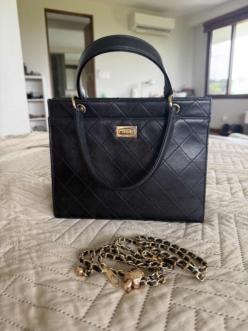 Authentic Chanel Small Tote Bag (Generic Strap Only) (Category: Luxury Bags & Wallets) located in Calamba. Submitted by mom2girls (Listing ID 1455512490, Image 1). Description: Nothing to explain. No inclusions other than the generic strap. Holo intact, but no authenticity card available. SF c/o BUYER and via LBC only kasi yun lang ang malapit sa amin. So best to get multiple items para sulit shipping fee at gas ko to the mall. You may book your 