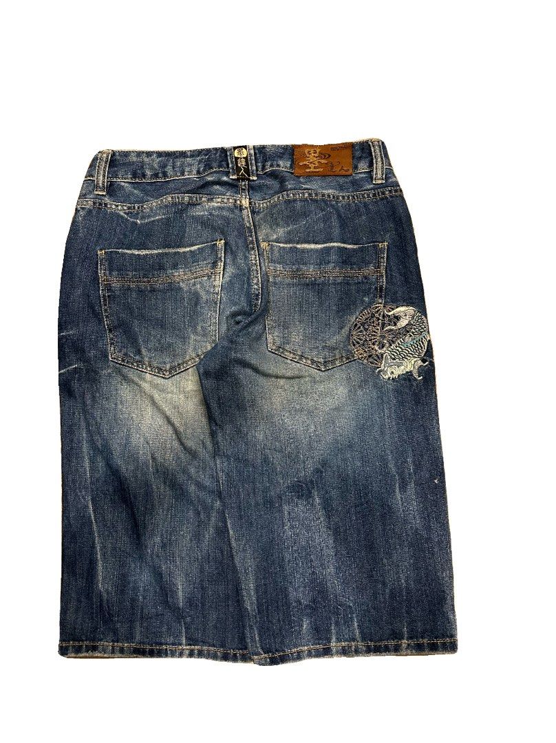 BIG TRAIN KOI FISH Y2K VINTAGE JORTS (Category: Shorts) located in Manila. Submitted by chivaaass (Listing ID 1455598520, Image 2). Description: .