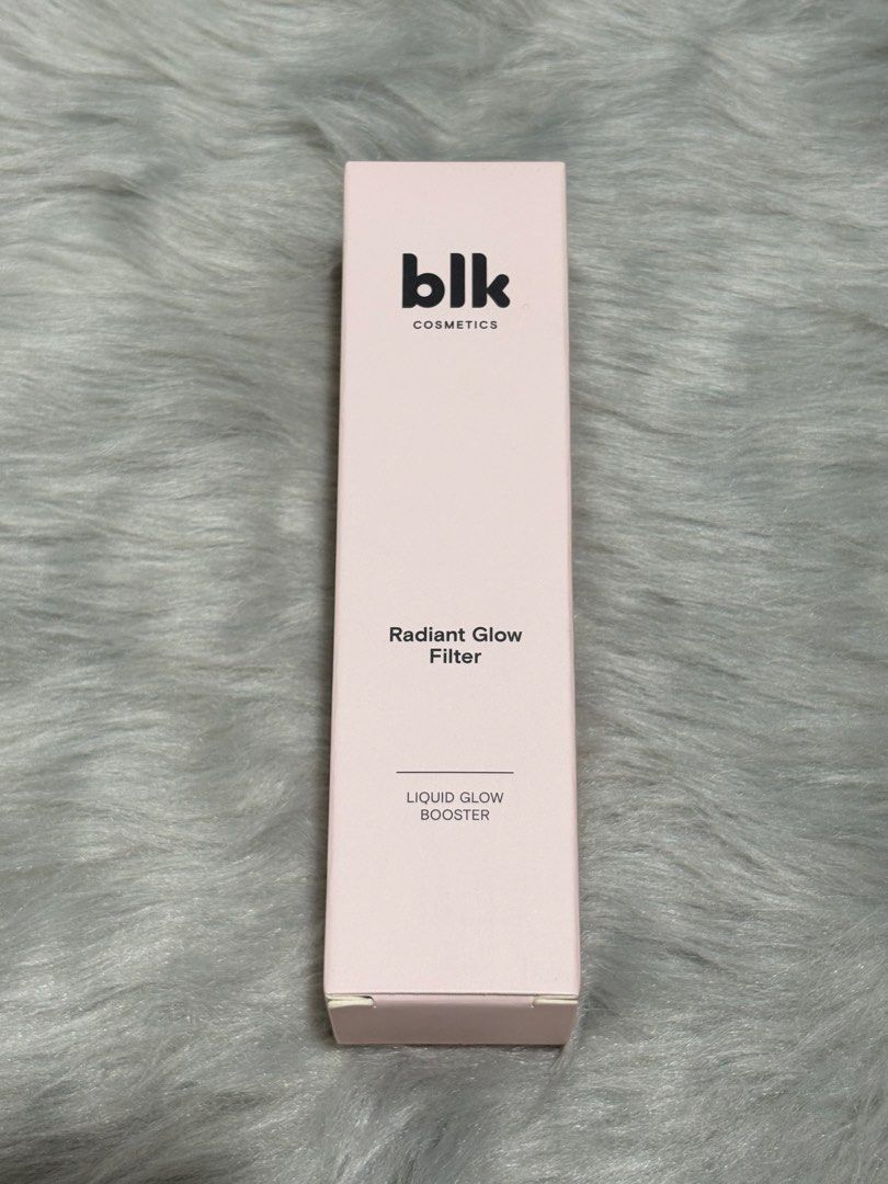 BLK Cosmetics Radiant Glow Filter Liquid Glow Booster (Category: Makeup) located in Pasig City. Submitted by rmidal89 (Listing ID 1455521308, Image 1). Description: - BLK Cosmetics Radiant Glow Filter: Your secret to a luminous, dewy look. - Liquid glow booster for instant radiance. - Wear it alone for a natural glow or mix with your foundation. - Apply to high points of the face for a beautiful highlight. - Achieve a healthy, lit-from-within fin