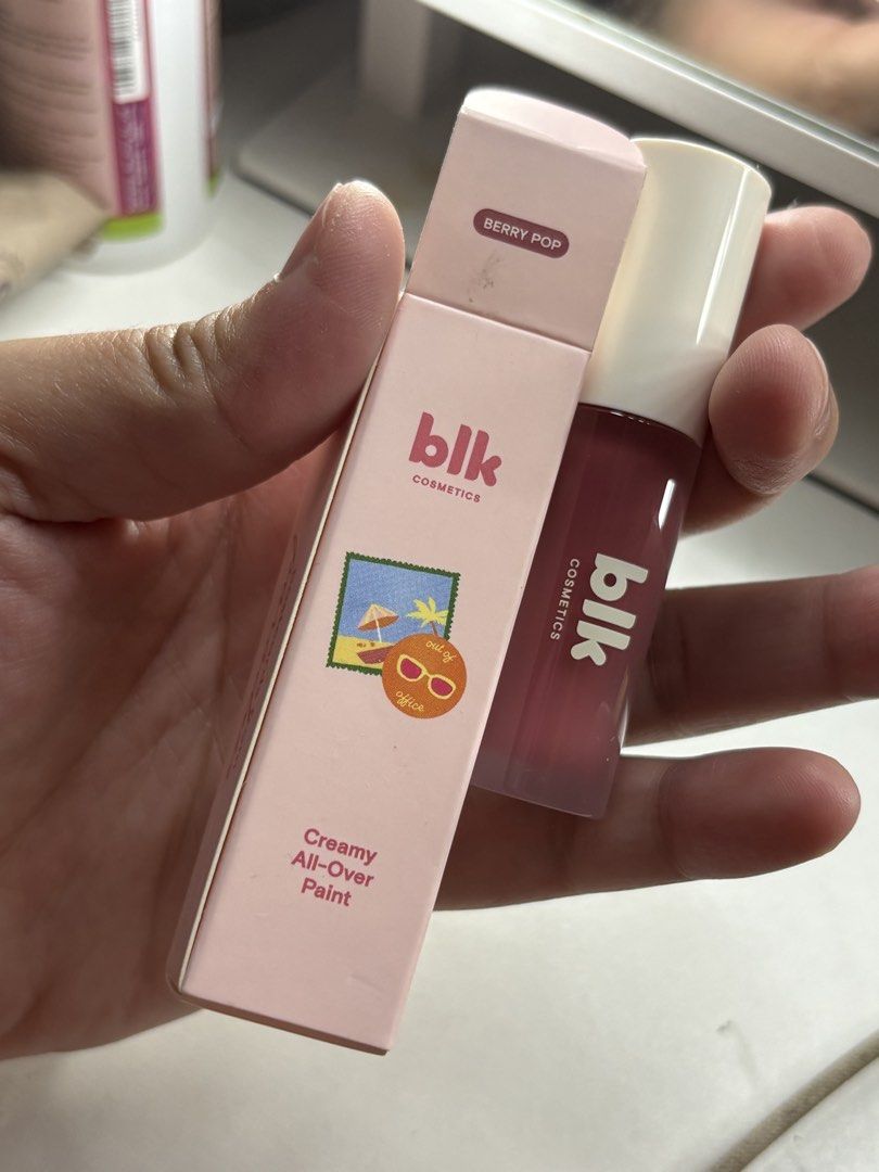 Blk lippies (Category: Makeup) located in Quezon City. Submitted by ayebiii___ (Listing ID 1455586775, Image 3). Description: 350 as pack 199 each.