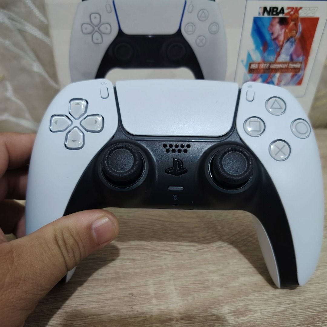 Brandnew Dualsense Controller PS5 Controller DS5 Controller Dual Sense (Category: Controllers) located in Paranaque City. Submitted by thebiskwitcompany (Listing ID 1455605916, Image 2). Description: #52 White Dual Sense 5 Controller P3495 -Complete with box -Brandnew -no issue (ghost movement, buttons, wireless, battery) Compatible with PS5 and PC Shipping through grab/lalamove/jnt/lbc (COD/COP) Pickup at our office: 4th estate paranaque Waze: t