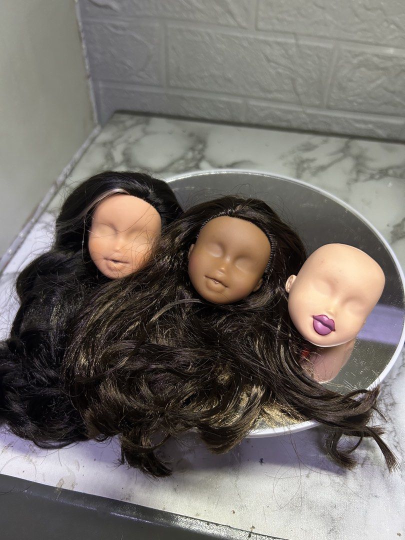 Bratz Heads for customs (Category: Kids Toys) located in Manila. Submitted by dollsof_amber (Listing ID 1455625279, Image 1). Description: Sold as set for 500. As is! Got from a lot, dont have time to customize myself so I’m just gonna sell them..
