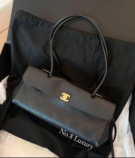 (Category: ) located in . Submitted by no.8luxury_main (Listing ID 1455576370, Image 1). Description: .