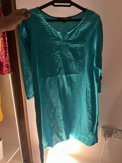(Category: ) located in . Submitted by dianasclosetfinds (Listing ID 1455587735, Image 1). Description: .