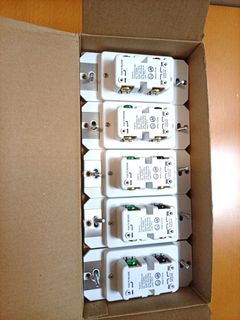 （分類：）位於 。 由 easytrade999 提交（商品編號 1455593507，圖片 1）。簡介： 。