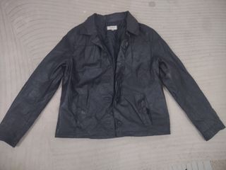 (Category: ) located in . Submitted by st3preloved (Listing ID 1455646759, Image 1). Description: .